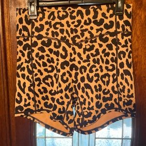 Balance Athletica King Cheetah ascend shorts